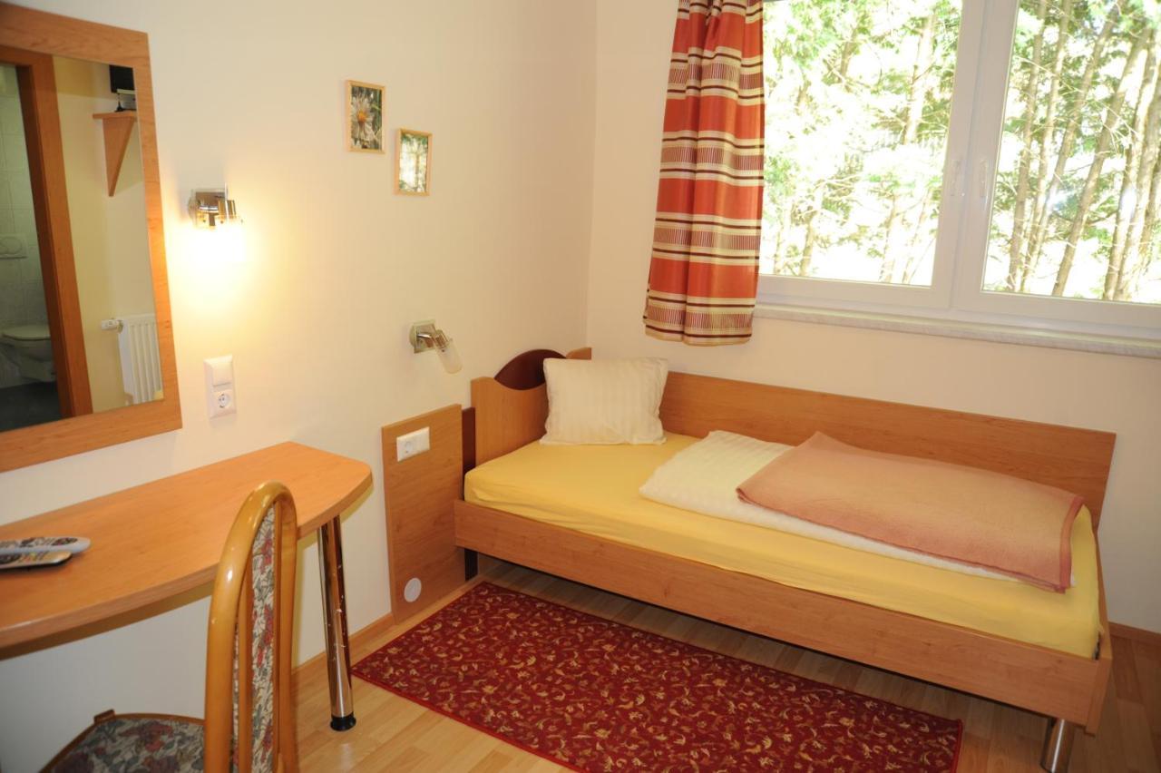 Gasthof Zur Post Ossiach Dış mekan fotoğraf
