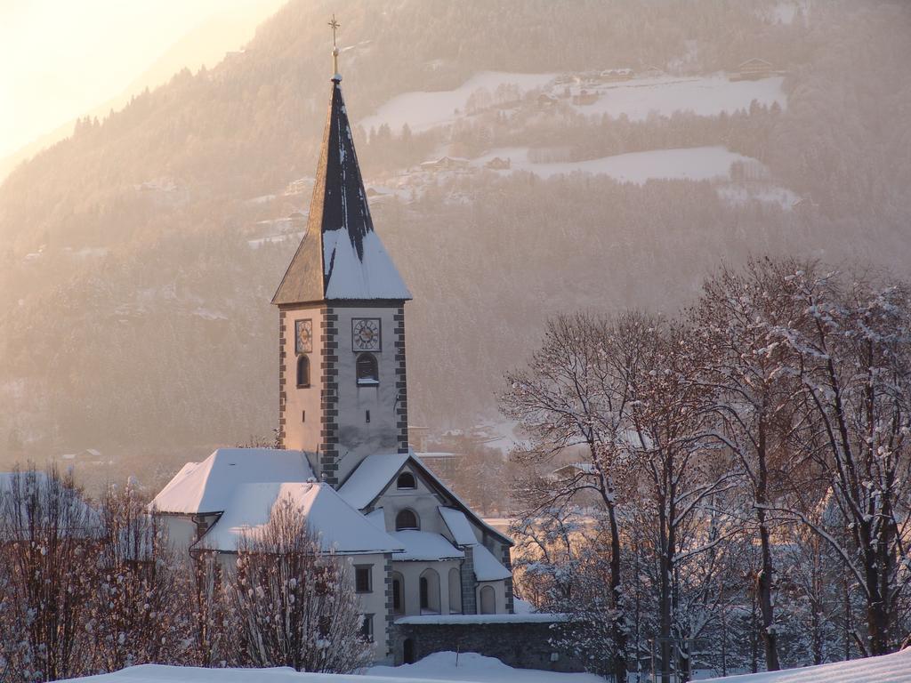 Gasthof Zur Post Ossiach Dış mekan fotoğraf